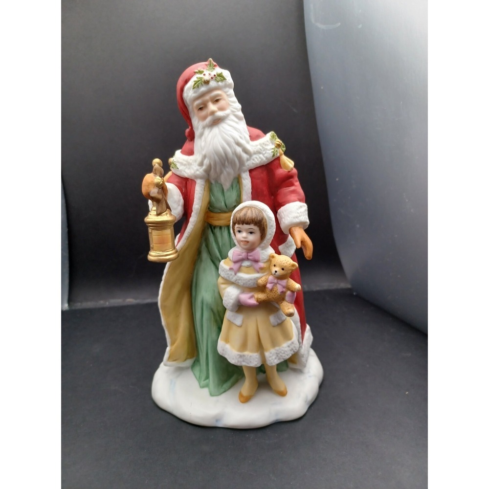 1995 AVON CHRISTMAS Red Robe SANTA carrying lantern lightwatching GIRL w/ TEDDY.